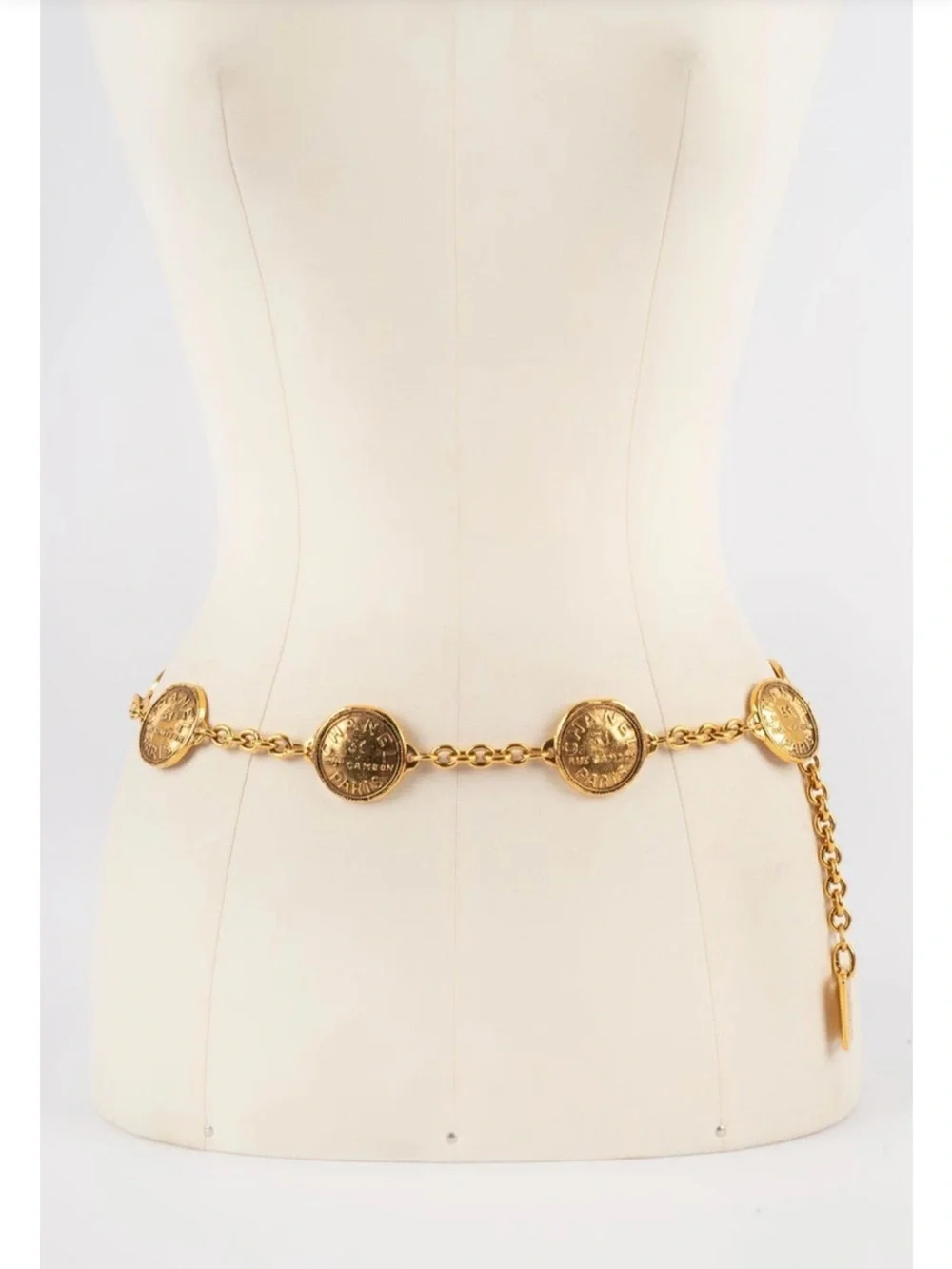 Authentic CHANEL medallion charm gold plated Rue Cambon 31 medallion belt 80cm
